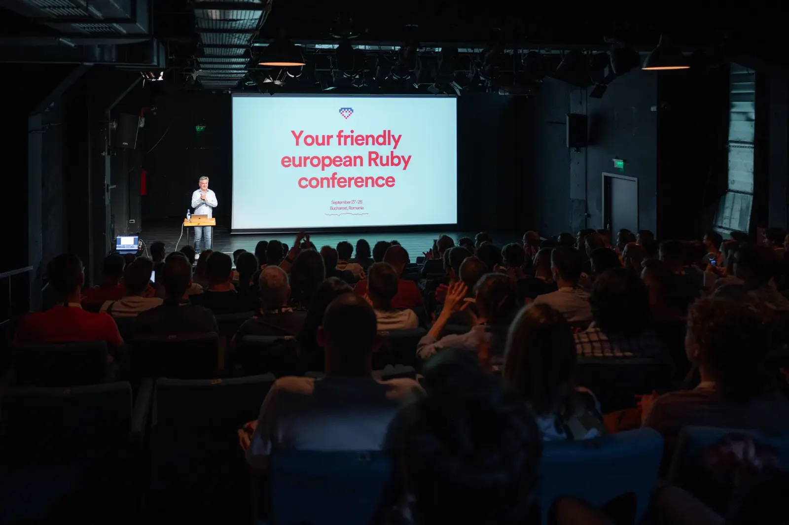 A full theatre at Friendly.rb 2023, with 